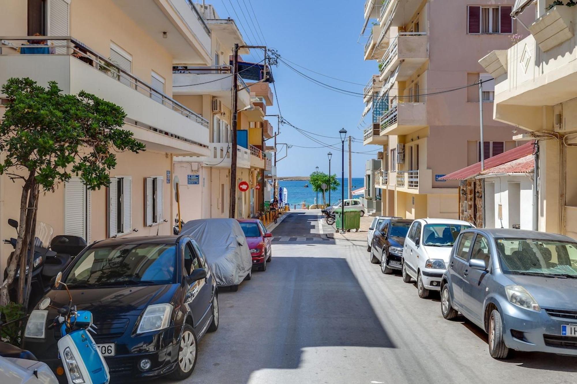 Samouil Apartment Steps From The Beach Chania  Zewnętrze zdjęcie